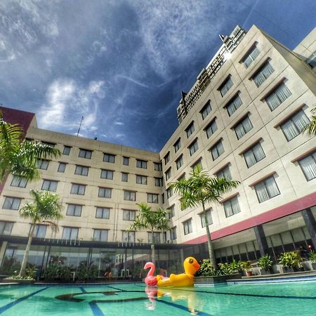 Asialink Premier Karawang Kültér fotó